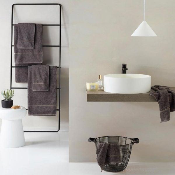 Picture of HAND TOWEL - LUXURY COLLECTION CHARCOAL