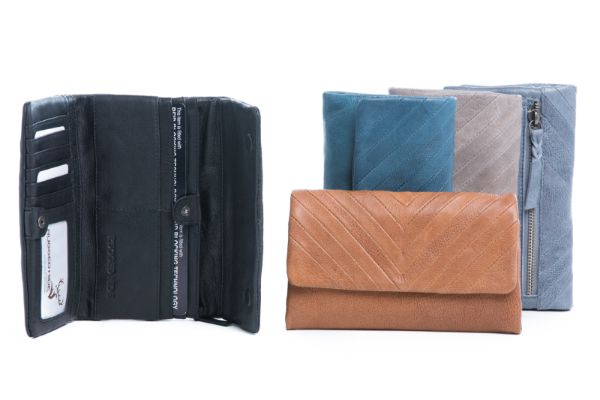 Picture of Oran Leather Wallet - Charlotte Mushroon
