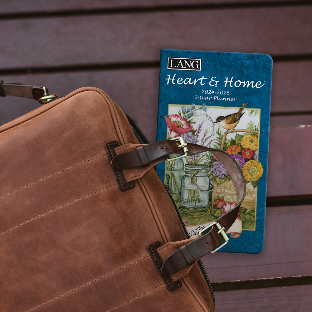 Lang 2 year Pocket Planner 2025/2025 Heart & Home Nextra Dianella